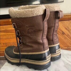 Sorel caribou boots